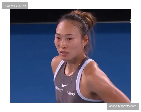 郑钦文澳网首战轻取托多尼 四次参赛均成功闯过首轮关